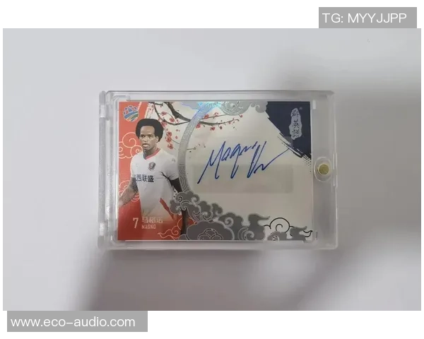 如何制作个性化足球球星卡彩套及其设计技巧与步骤